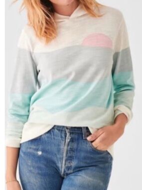 Faherty Sun and Wave Cream Knit Sweatshirt